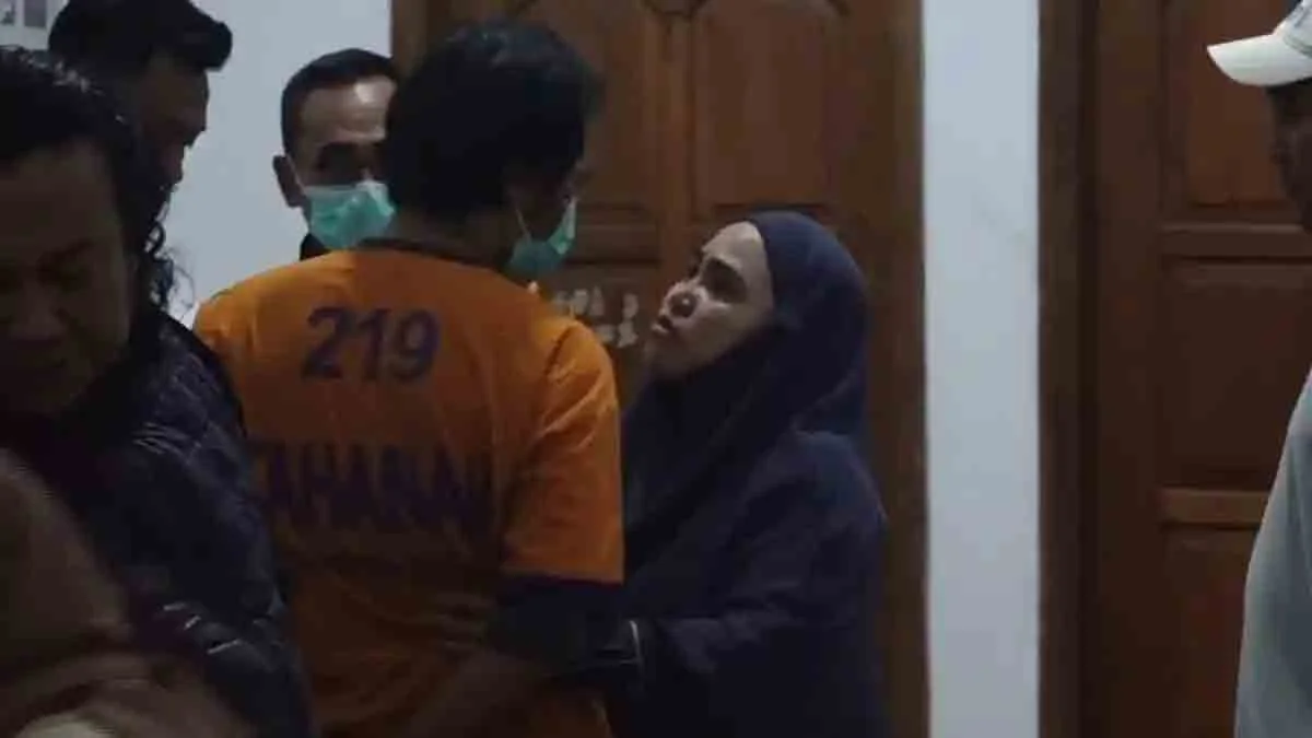 Istri sah Dwi Bagus Martono yaitu Martha Amalia Iflahah mengaku tidak tahu ada kejadian pembunuhan di rumahnya.