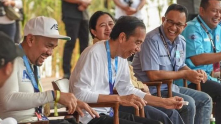 Momen Foto Lama Jokowi, Puan Maharani dan Anies Tertawa Lepas, Bikin Adem : Ya Allah Kok Merinding