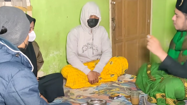 Sudah Punya 2 Suami, Bu Siti Mau Tambah 2 Lagi, Ini Hukum Poliandri di Indonesia