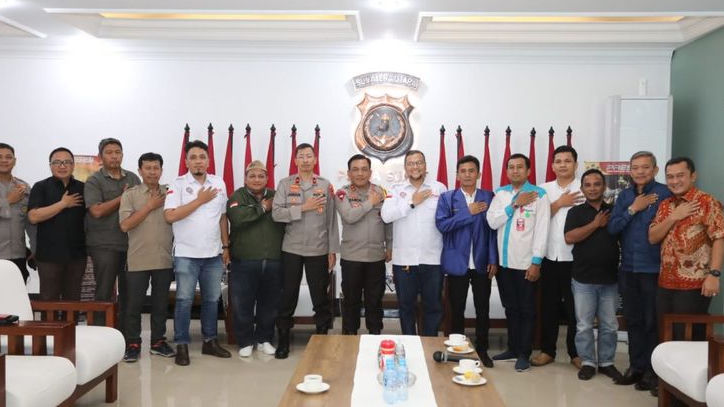 Terima Panitia May Day, Kapolda Sumut Apresiasi Buruh Sebagai Tulang Punggung Industri