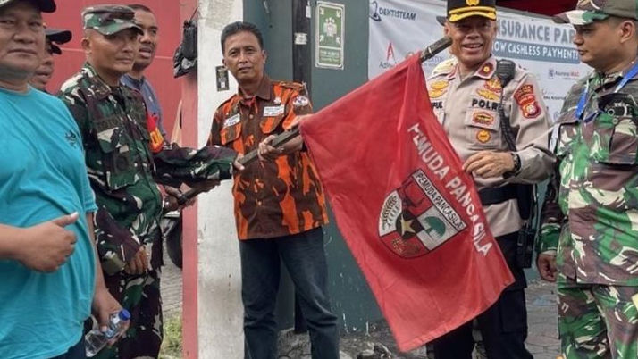 Ormas-ormas Mulai Ditertibkan di Jakarta, Bendera dan Spanduk Mulai Diturunkan