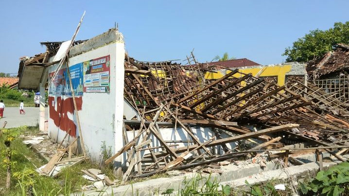 Pemkab Karawang Perbaiki 7 Sekolah Rusak di Pakisjaya