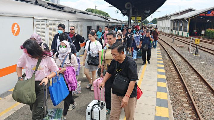 ANGKUTAN Lebaran 2025 : Jumlah Pemudik yang Menggunakan KAI Naik Mencapai 8 Persen Dibanding Tahun Lalu