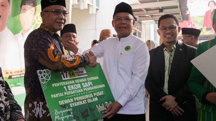 Tingkatkan Iman dan Jalin Ukhuwah, PPP Salurkan Hewan Kurban ke Ponpes hingga Ormas Islam