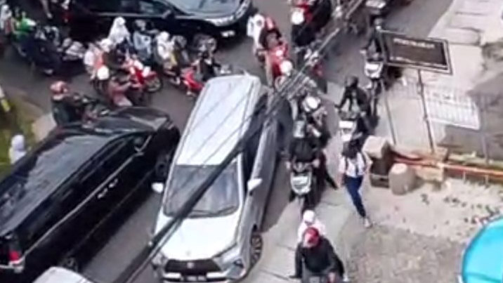 Penutupan Jalan Fatmawati Cilandak Imbas Kebakaran, Jalan BDN Raya Pagi Ini Padat Tak Bergerak