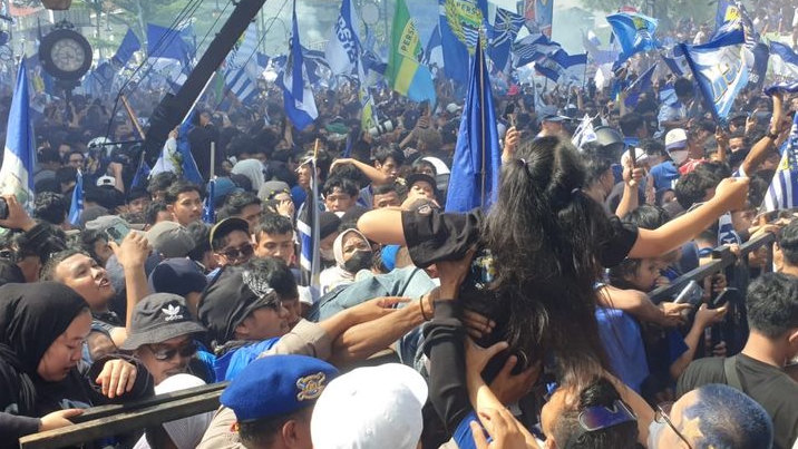 Lautan Bobotoh Padati Bandung Saat Pawai Juara Persib 2026, 122 Insiden Terjadi tapi Acara Tetap Kondusif