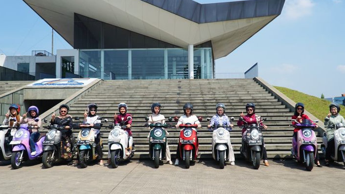 Rayakan Hari Kartini, DAM Gelar City Rolling Bersama Konsumen Honda, Bawa Semangat Cari Aman