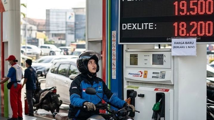 Pemerintah Didesak Turunkan Harga Pertamax, Perang Iran AS Mereda, Selat Hormuz Kembali Aman