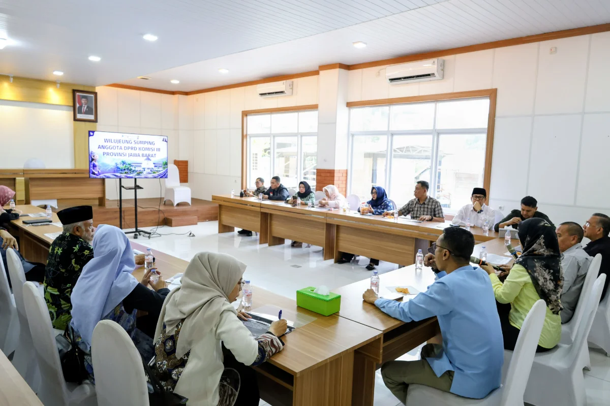 Komisi III DPRD Jabar memetakan potensi pendapatan dan efisiensi keuangan daerah.