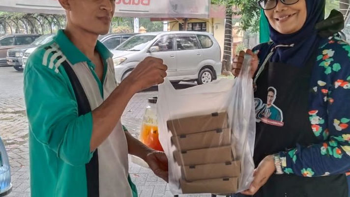 Hadir di Bazar Serentak Jakarta Timur, UMKM Sahabat Sandi Uno Perluas Akses Pasar Hingga Aksi Sosial