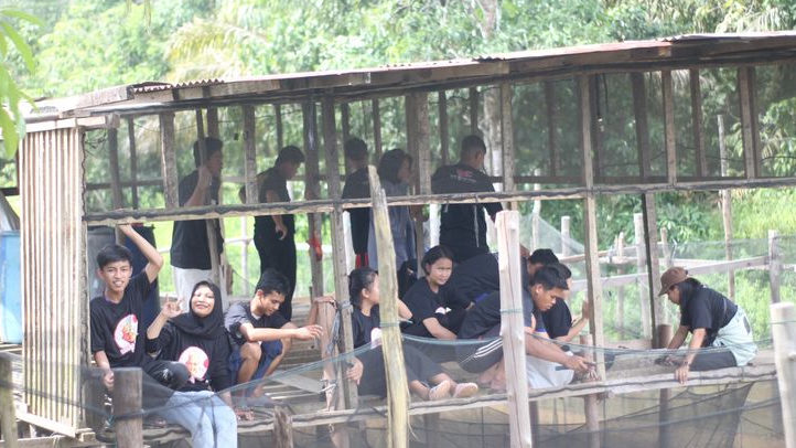 Salurkan Hobi Para Milenial, Ganjar Milenial Center Gelar Lomba Mancing di Kabupaten Sanggau