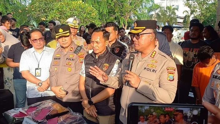 Kirim Paket Mayat Bayi Melalui Aplikasi Ojol, Polisi Dalami Dugaan Hubungan Sedarah Kakak Beradik di Medan