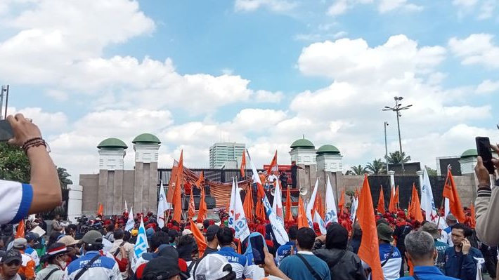 UMR Ternyata Sudah Dibahas Sejak 1960-an, Ini Fakta Sejarah yang Jarang Diungkap!