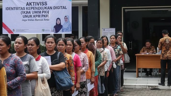 PKH Tahap 4 Berjalan, Tapi 8000 KPM Hilang dari Sistem Tak Lagi Dapat PKH, Dampak Transisi IKD Mulai Terasa