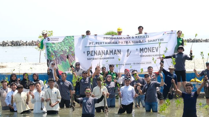 Hijaukan Pesisir! Pertamina Regional JBB Tanam 500 Mangrove dan Jaga Ekosistem Laut Pulau Untung Jawa