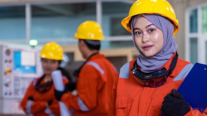 Empat Jurusan Teknik Paling Dicari 2025, dari Sipil hingga Perminyakan, Masa Depan Ada di Tangan Insinyur