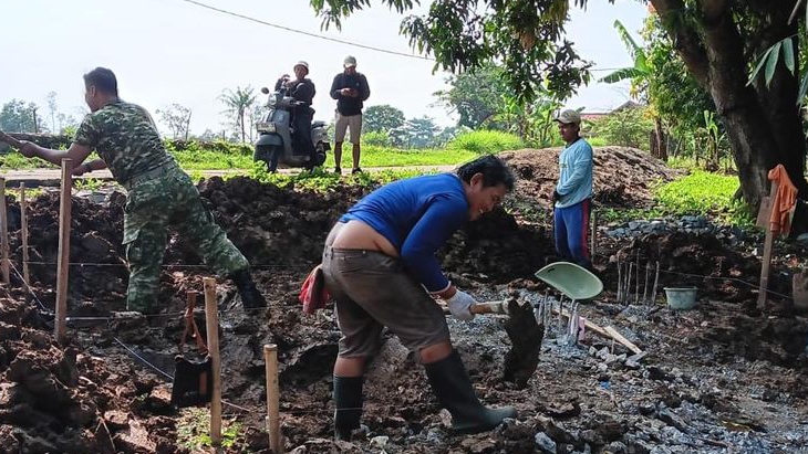 TNI Bangun Jembatan Garuda di Kalijati Karawang, Akses 1.000 KK Kini Makin Mudah