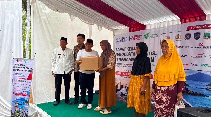 Hallonews dan Dompet Dhuafa menggelar aksi sosial di Pandeglang.