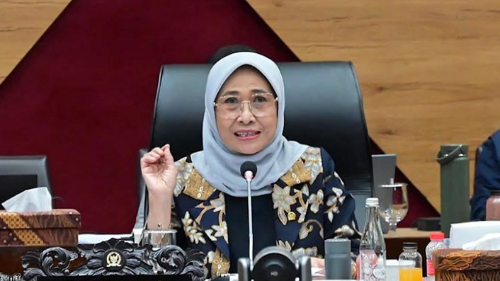 DPR Tutup Pintu, 4 Rektor Top Dipanggil Mendadak! Kasus FH UI Bikin Senayan Gerak Cepat