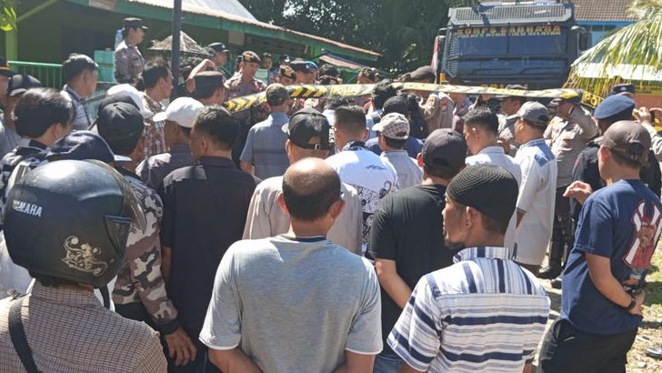 Calon Wabup Ditangkap, Ratusan Massa Tuntut Keadilan atas Dugaan Kecurangan PSU Bengkulu Selatan