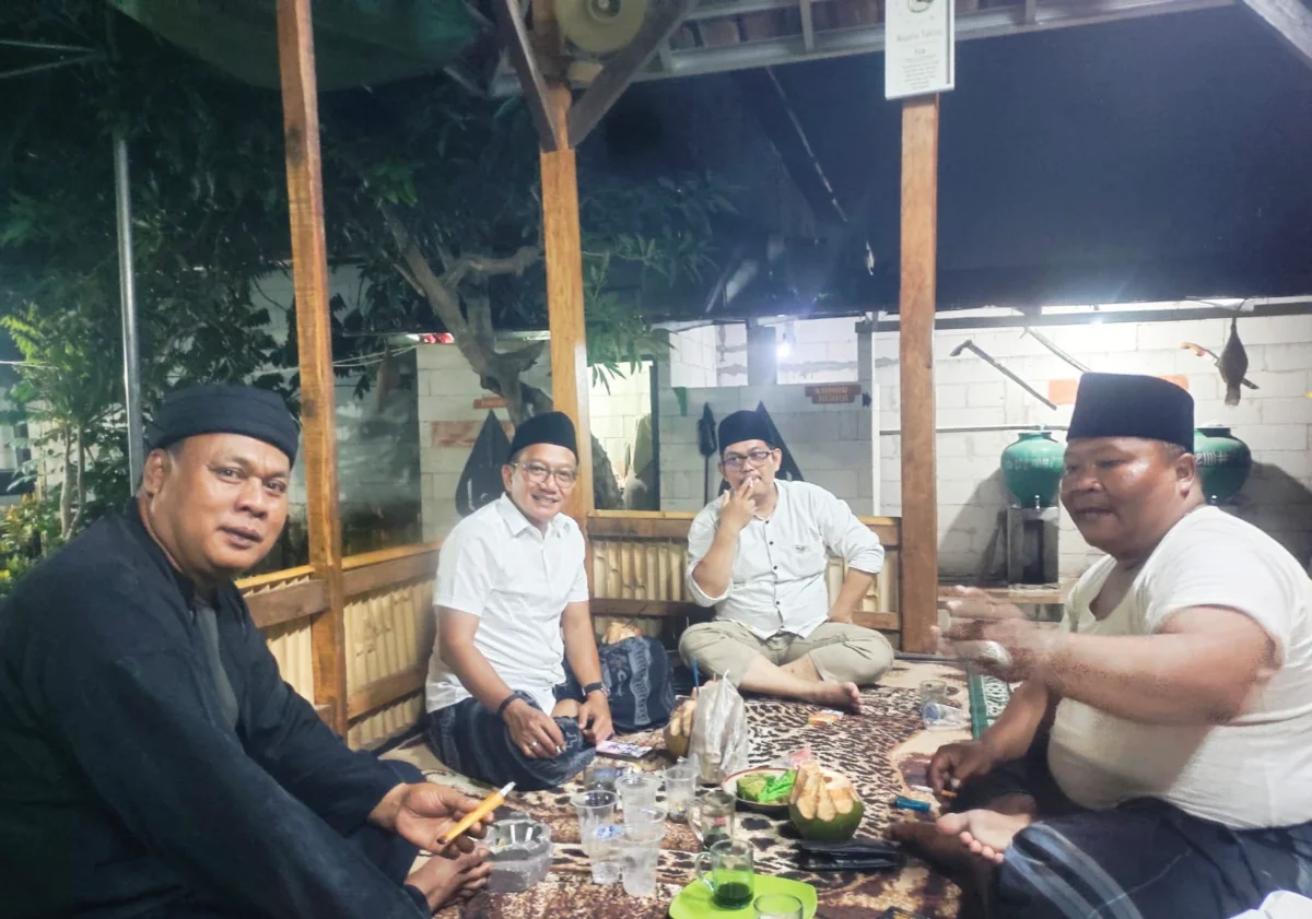 Kades Karyamakmur dan PCNU Karawang Gelar Upacara Hari Santri 2026.(POJOKSATU.id)