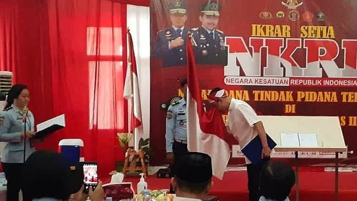 Munarman Bebas Murni Hari Ini, Pengacara : Semoga Allah Memberkahinya