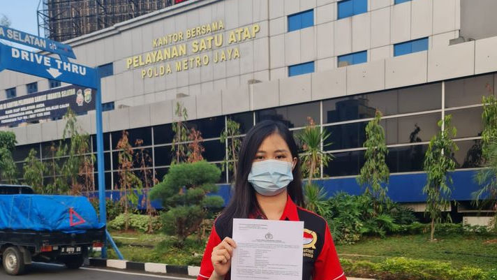 Diduga Pakai Gelar SH Palsu, Sosok Pengacara Ini Dilaporkan ke Polisi