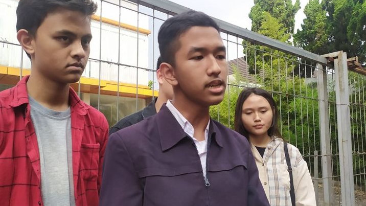 Ratusan Siswa SMA di Bandung Demo Diduga Kena Tipu Jasa Travel, Rp 400 Juta Raib