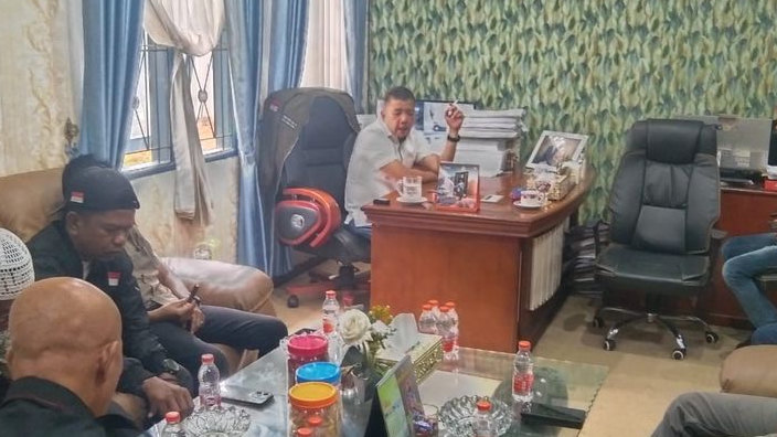 Guru SD Sinunukan Dilaporkan ke Polisi, Ketua DPRD Mandailing Natal Bersuara, Bela Kalau Tak Bersalah