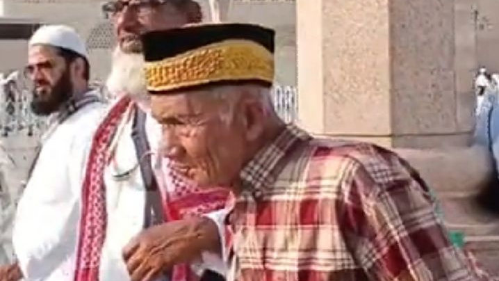 Ini Penampakan Jemaah Haji Tertua Se Indonesia, Di Usianya ke 117 Masih Tampak Bugar Menunaikan Ibadah Haji