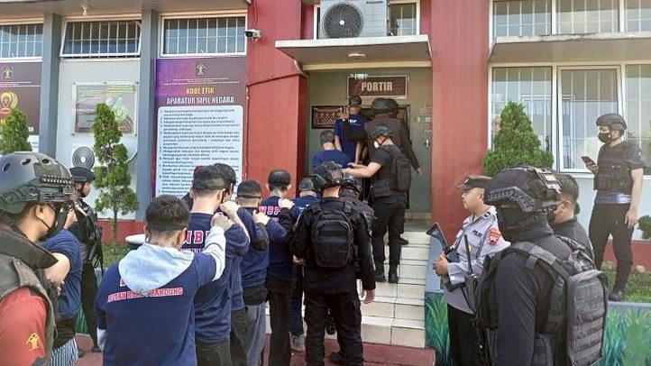 14 Narapidana Dipindahkan ke Lapas High Risk Nusakambangan Terkait Dugaan Penipuan Online