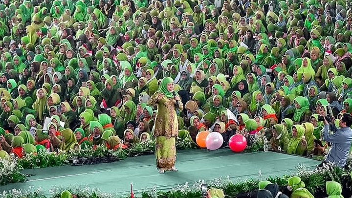 Pernyataan Terbaru Gubernur Jatim Khofifah yang NU-nya Diragukan Cawapres Cak Imin