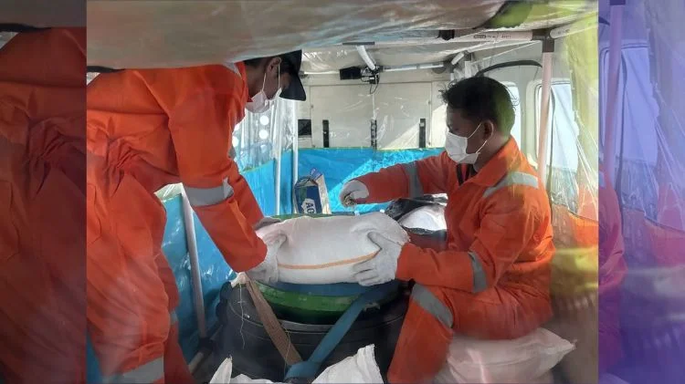 BMKG melaksanakan operasi modifikasi cuaca untuk membantu mitigasi polusi udara di Jakarta dan sekitarnya.