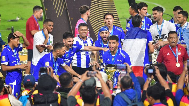 Persib Juara Hattrick, Wagub Jabar Larang Sweeping Kendaraan Saat Konvoi Bobotoh
