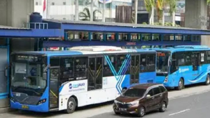 Beri Kesempatan Petugas Jalani Salat Idul Adha, Jam Operasional Layanan Transjakarta Berubah, Simak Waktunya