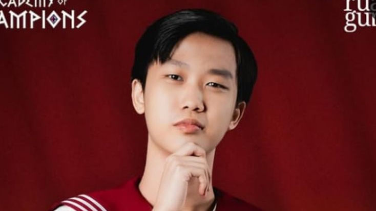 Sukses Setelah AOC? Elbert Tristan Lie Jawab dengan Diterima di NUS, NTU, UBC, HKUST, & KAIST!