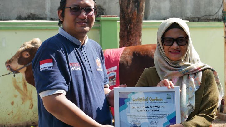 Perayaan Idul Adha 2023, MTXL Axiata Salurkan Hewan Kurban untuk Masyarakat
