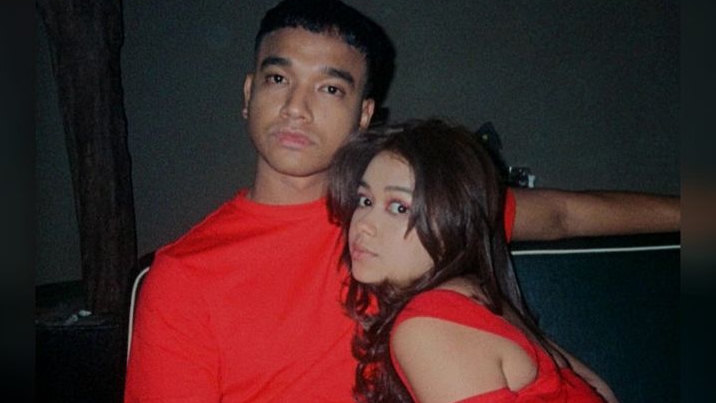 Heboh Video Syur Mirip Rebecca Klopper, Fadly Faisal Main Piano dengan Lagu Milik Vierra : Aku kan Bertahan, Walau Perih...