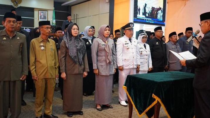 Taufan Pawe Lantik Puluhan Pejabat Pemkot Parepare, Ingat Jabatan Bukan Hak