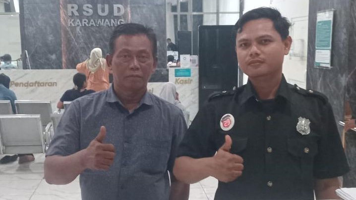 Tak Kenal Libur, Calon Ketua RW 02 Plawad Karawang Ini Tetap Siaga Jadi Supir Ambulans