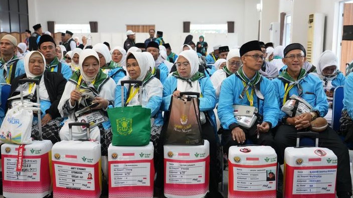 141 Calon Haji Lansia Kabupaten Bandung Berangkat, KDS Janji Perjuangkan Tambahan Kuota 2027
