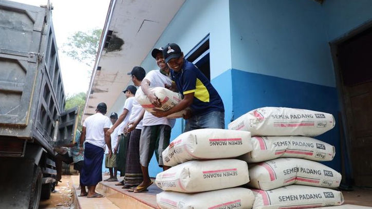 Bantu Renovasi Masjid di Bangkalan, KST Jatim Kuatkan Dukungan Warga Untuk Ganjar Presiden 2024