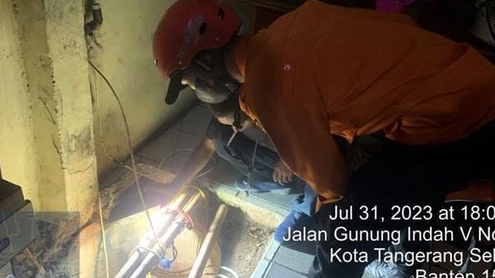 Hendak Perbaiki Mesin Air, Kakek Sihin Tewas Tercebur Sumur di Ciputat Timur