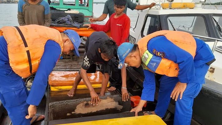 Sat Polairud Tanjung Balai Berhasil Mengejar Kapal Tanpa Nama