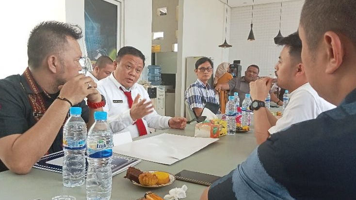 Jatuh Tempo, Kepala Bapenda Medan Jemput Pajak Reklame Sebesar 461 Juta