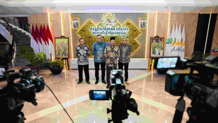 Klarifikasi Tegas Kemensos Terhadap Berita Hoaks Pengadaan Sepatu Sekolah Rakyat yang Menjadi Perbincangan di Media Sosial