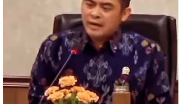 Arya Wedakarna Klarifikasi Pernyataannya, Warganet : Tetap Aja Lu Gak Jelas