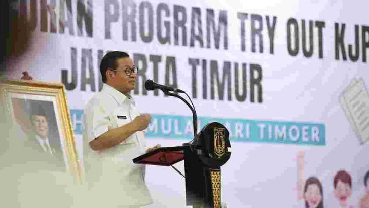 KJP Plus 2025 Anggaran Fantastis Rp2 Triliun dan Pertarungan Prioritas Pendidikan DKI