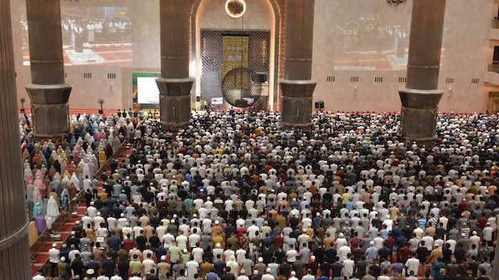 Wapres Ma'ruf Amin dan Sejumlah Menteri Melaksanakan Sholat Ied di Masjid Istiqlal