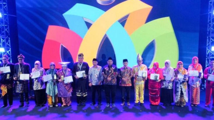 Tasyakuran Hari Guru Nasional 2023: 50 Guru dan Tenaga Pendidikan Raih Penghargaan GTK Madrasah 2023